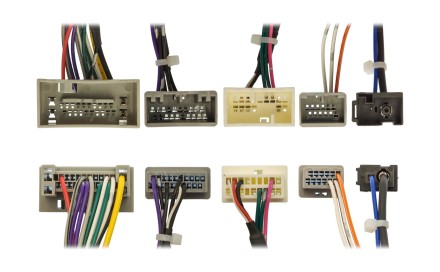 Комплект проводов для установки магнитолы в Honda CR-V 2011 - 2018 (правый руль, авто с монит.) HW