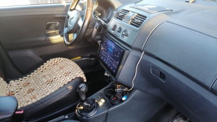 Магнитола на Андроид для Skoda Fabia II (07-14) Compas S300 (Средняя версия)