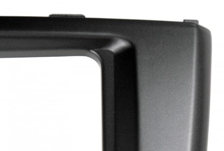 ramka 2din Toyota Avensis 2012 1.jpg