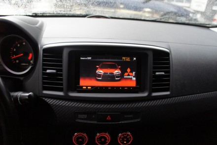 Рамка переходная 2din Mitsubishi Lancer Х (2010+) черная с серебристой полоской