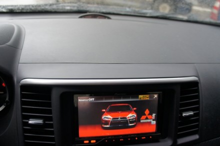 Рамка переходная 2din Mitsubishi Lancer Х (2010+) черная с серебристой полоской