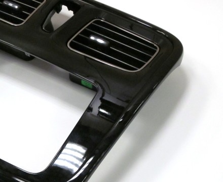 Рамка переходная 2din Renault Sandero, Logan 2013+ для MediaNav, глянцевая