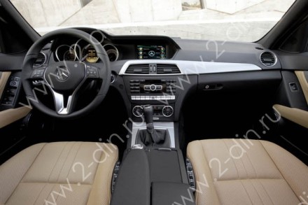 mercedes_c_class_interior (2).jpg