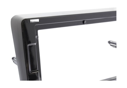 Рамка переходная в Toyota Noah 2014+ для дисплея 10 дюймов