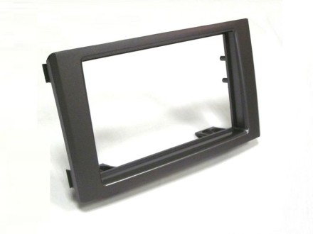 ramka 2din iveco.JPG