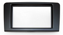 Mercedes-Benz ML (W164) 2005 .jpg