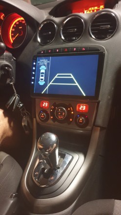 Штатное головное устройство (магнитола) для Peugeot 308 (2007-2014), 408 (2012+) Winca S195 R сер/черн 1