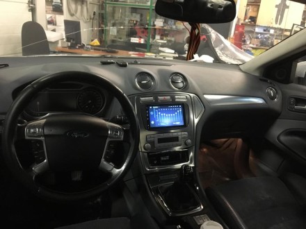 Рамка переходная 2din Ford Focus II, Mondeo, S-Max, C-Max (07+), Galaxy (06+), Kuga (08+), Черный с креплением №7