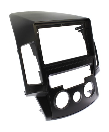 Рамка переходная Hyundai i30 (2008-2011) для дисплея 9 дюймов (авто с кондиционером)