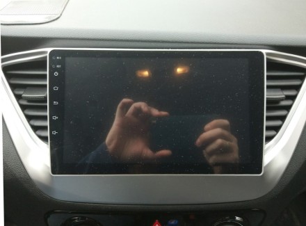 Магнитола для Hyundai Solaris 2 2017-2020 Compas S300 (Средний класс)